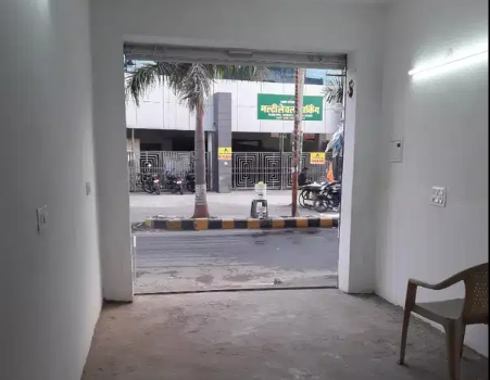 Shop for rent in Mahesh Nagar